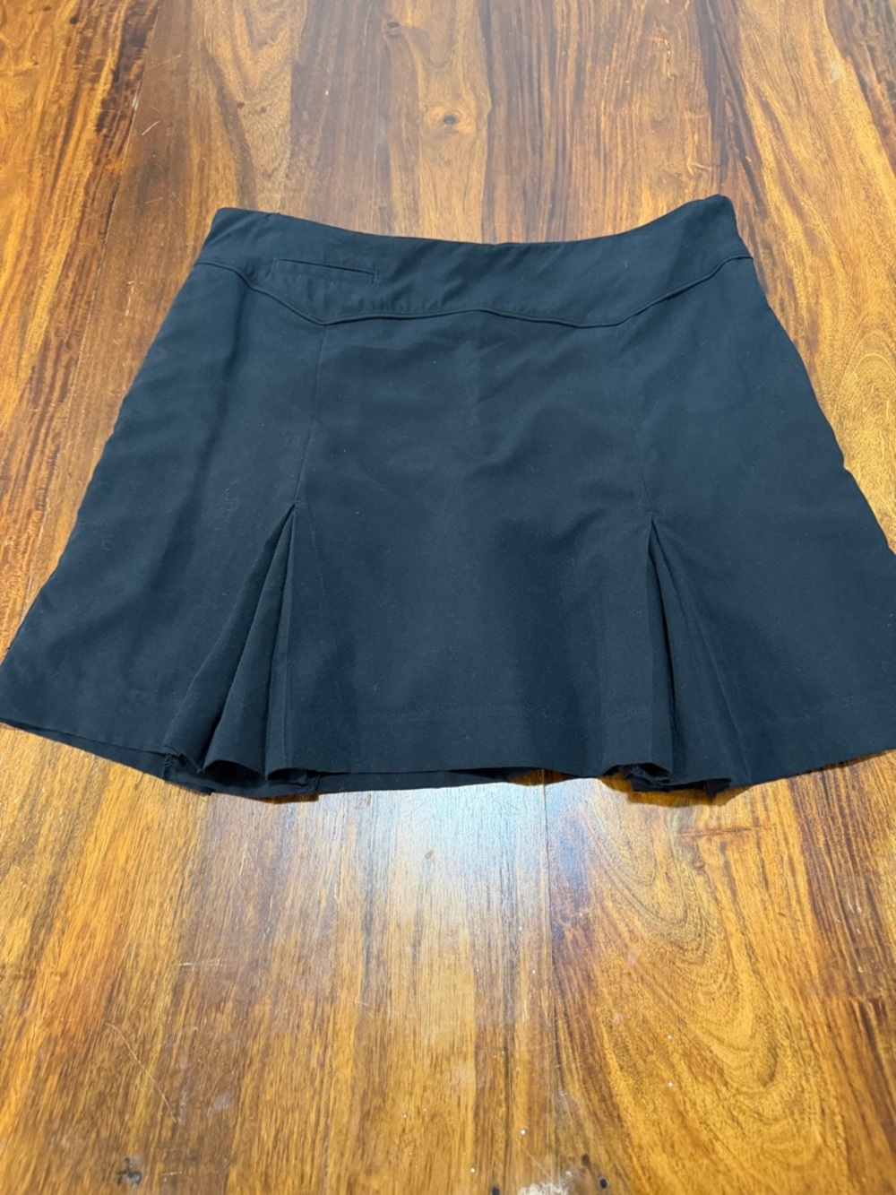 Women's Black Tennis Skort - Brand Not Visible